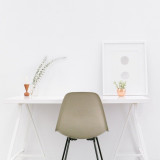 Custom image caption